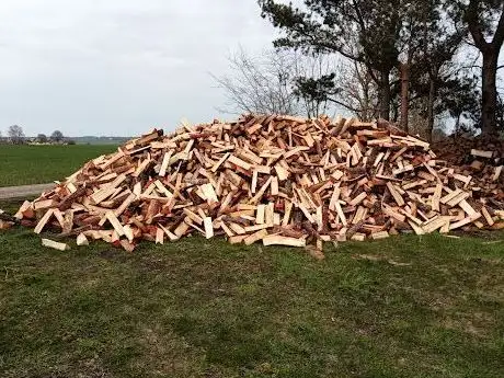 Photo de Pers Ved och Trädfällning AB