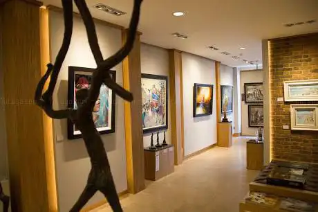 Photo de Clarendon Fine Art - Cobham