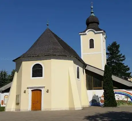 Photo de Katholische Kirche Kottingbrunn (St. Achatius)