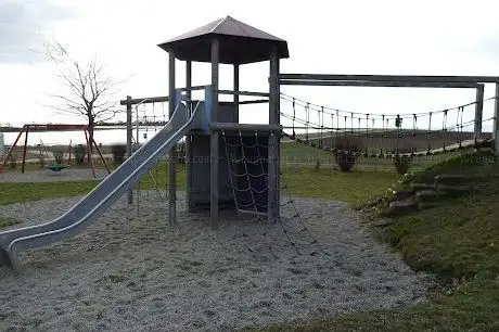Photo de Kinderspielplatz Schafberg