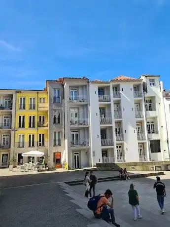 Photo de Praça das Cardosas