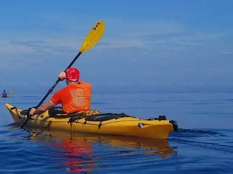 Photo de Adistra Sea Kayaking