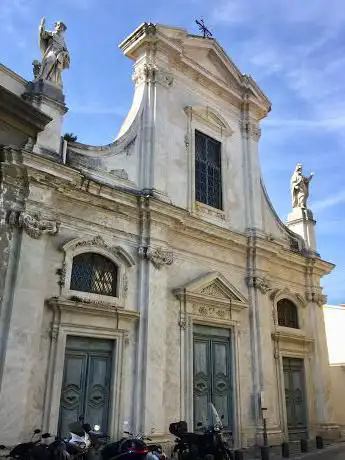 Photo de Piazza San Silvestro