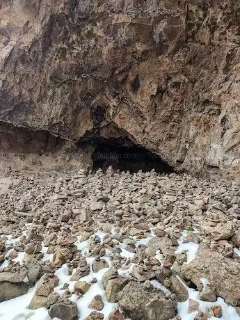 Photo de Cave of Stones