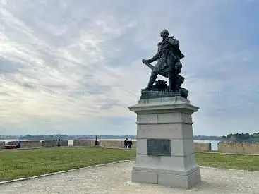 Photo de Statue of Jacques Cartier