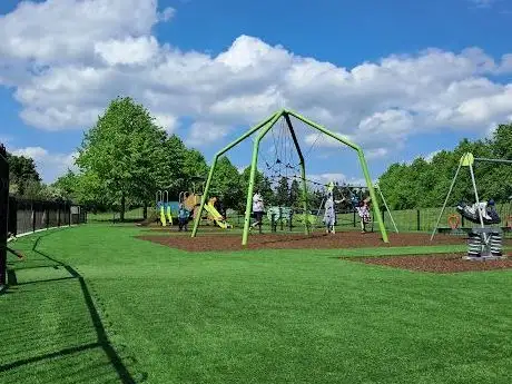 Photo de Roscommon Playground