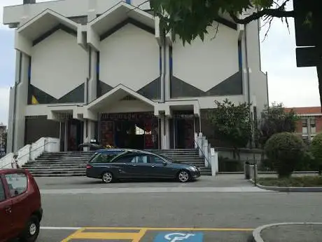 Photo de Church of Saint Joseph the Artisan