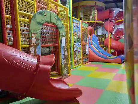 Photo de Planète Joumi  parc de jeux couvert