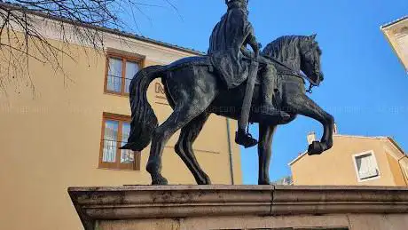 Photo de Sculpture du Roi Alphonse VIII