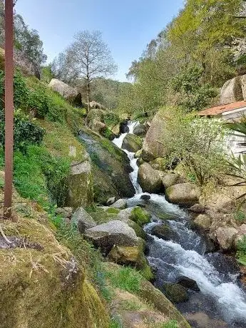 Photo de Cascata - Buraco do Ollheiro