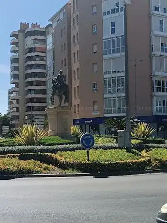 Photo de Estatua Ãlvaro Domecq Y DÃ­ez