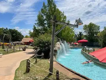 Photo de Six Flags Hurricane Harbor St Louis