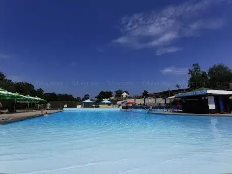 Photo de Plava laguna