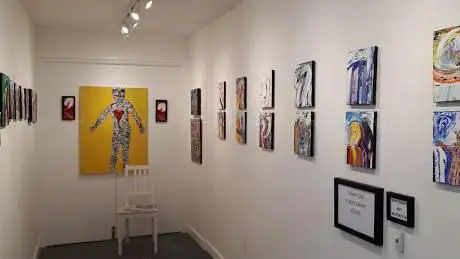 Photo de Chris Newson Framing And Art Gallery
