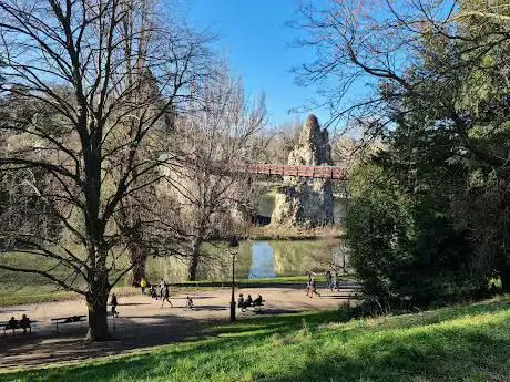 Photo de Parc des Buttes-Chaumont