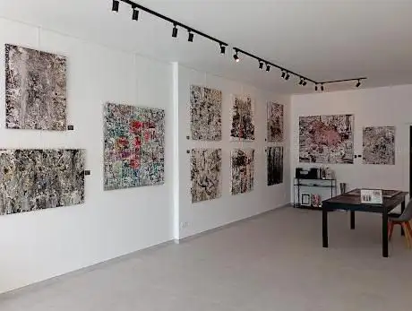 Photo de Mike Claeys Art Gallery