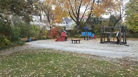 Photo de Spielplatz Rastatter Straße