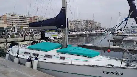 Photo de Tarsanea Charter Santa Pola-Alquiler de veleros