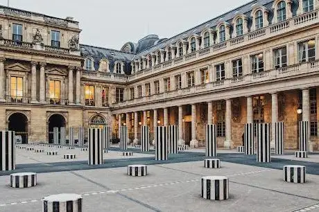Photo de Colonnes de Buren/Les Deux Plateaux