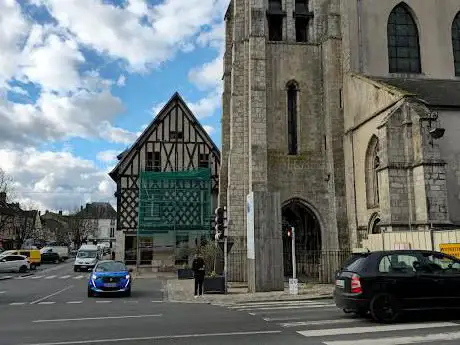 Photo de Église Saint-Jean-Baptiste de Nemours