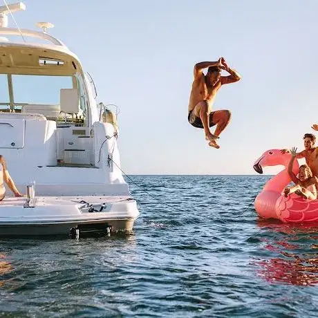 Photo of aliceBoat yacht charter location de bateau Monaco avec skipper