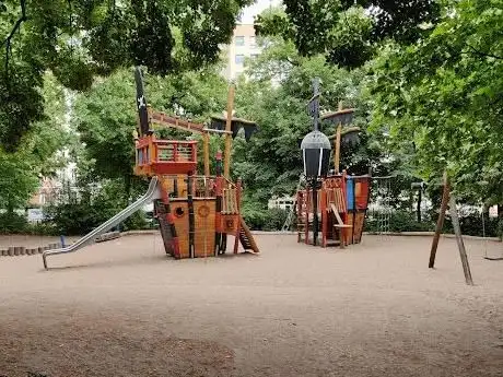 Photo de Spielplatz Friedenstraße