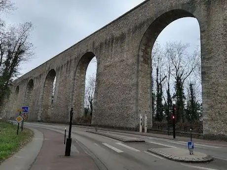 Photo of Arcades de Buc