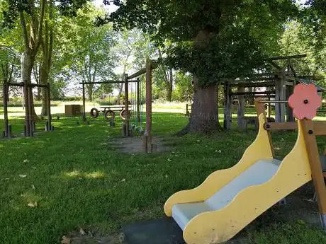 Photo de Aire de jeux du Bruscos