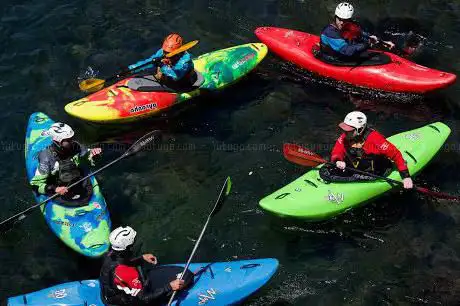 Photo de Los Leones Kajakschule
