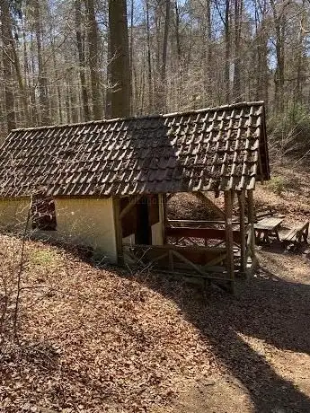 Photo de Neues Sauhäuschen
