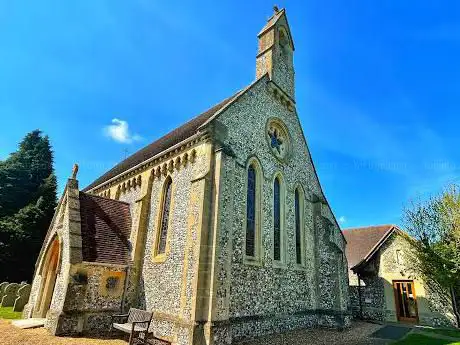 Photo de St Edward the Confessor  Church