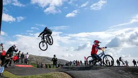 Photo de Cheddar Pump Track by Velosolutions