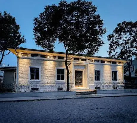 Photo de Türk Ticaret Bankası Binası
