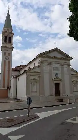 Photo de Parrocchia di Sant'Andrea oltre il Muson