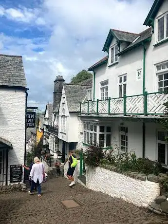 Photo de Clovelly High Street