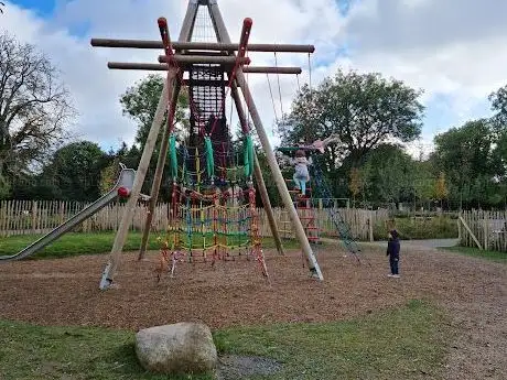 Airlie Park