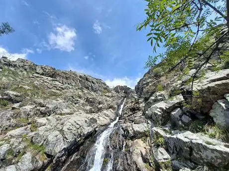 Photo de Cascada la Desesperá