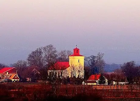Photo de Little Slågarps church