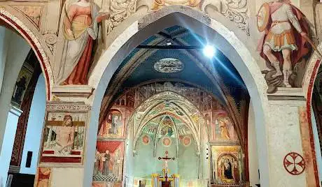 Photo de Chiesa di Santa Maria dell'Incoronata