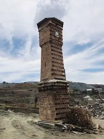 Photo de Saat Kulesi