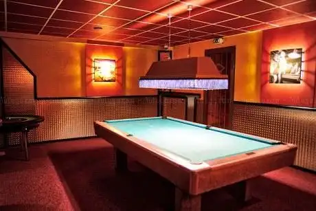 Photo de Casino Resort - Spielhalle