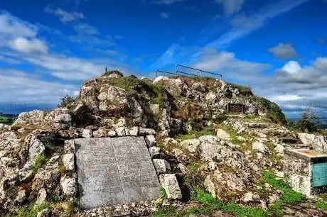 Photo de Sarsfields Rock