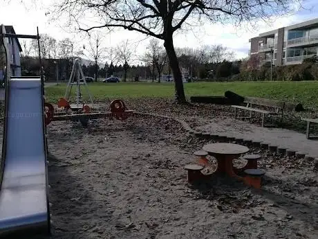 Photo de Spielplatz Hofackerstraße