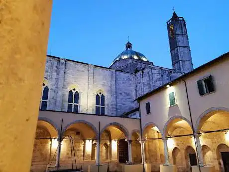 Photo de Major Cloister of St. Francis