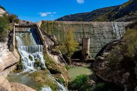 Photo de Old Aliaga Thermal Power Plant