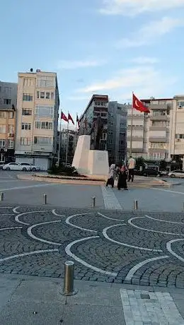 Photo de Atatürk Heykeli