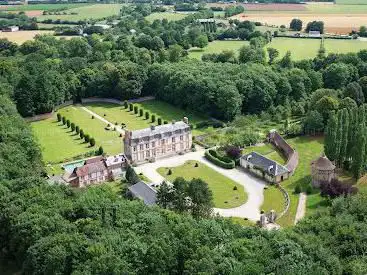 Photo de Votre Chateau de Famille / Château de Villers en Ouche