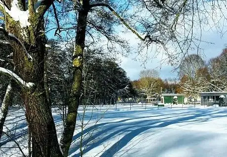 Photo de Tidaholms TK grusbanor m. omklädningsrum