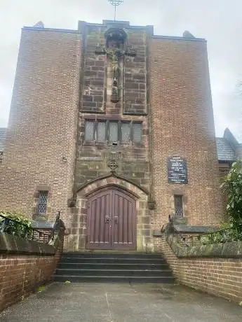 Photo de St Edward The Confessor R C Church