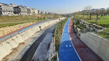 Photo de İBB Kavaklıdere Yaşam Vadisi 4. Etap